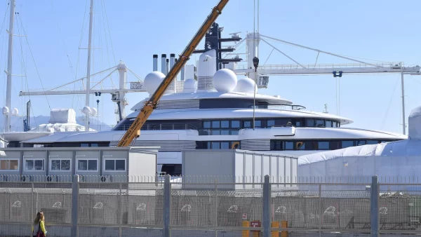 Does 459-ft mystery yacht in Tuscany belong to Putin? Probe coming to conclusion