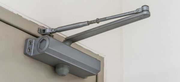 The Ultimate Guide to Choosing the Right Hydraulic Door Closer
